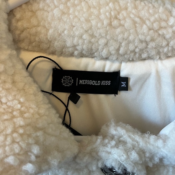 Fuzzy White Jacket - Picture 3 of 6